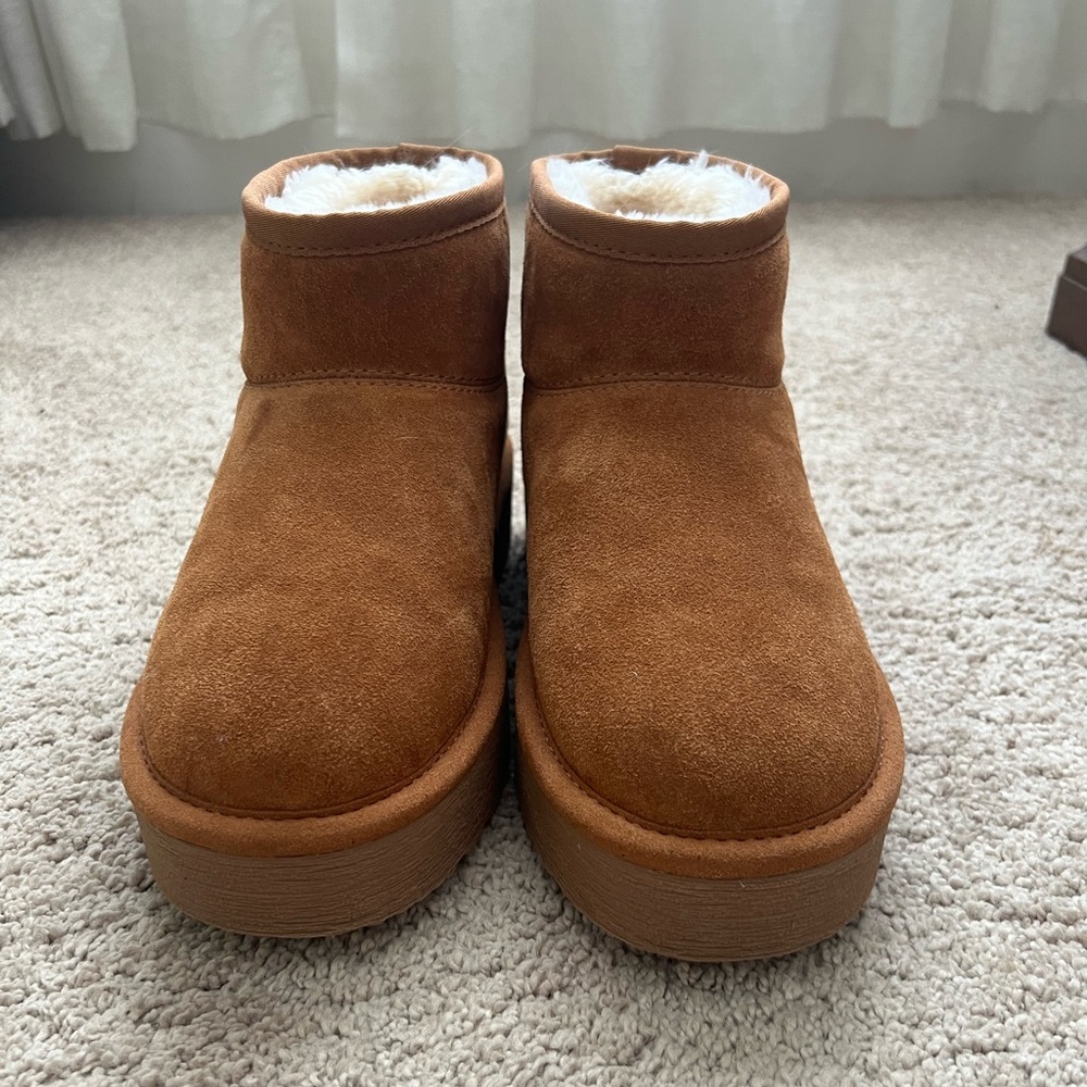 Steve Madden Comfy Suede Chestnut boots